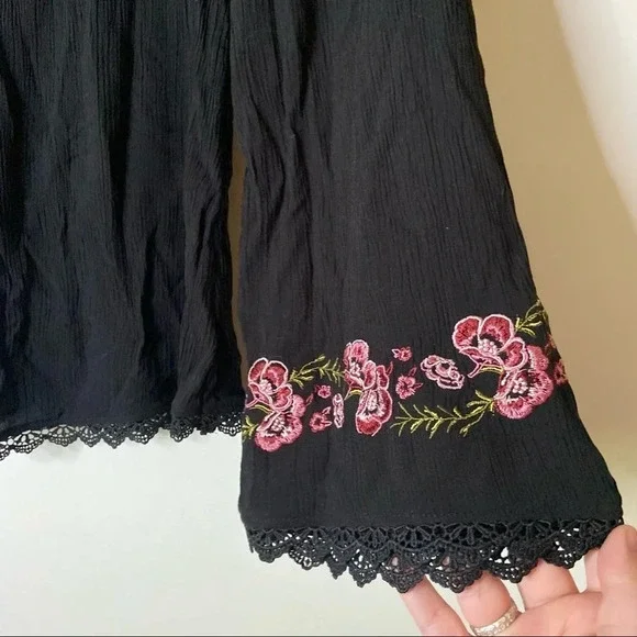 Embroidered Gauzy Blouse Small Black High Neck Ruffle Lace Trim Boho Feminine - Picture 4 of 10